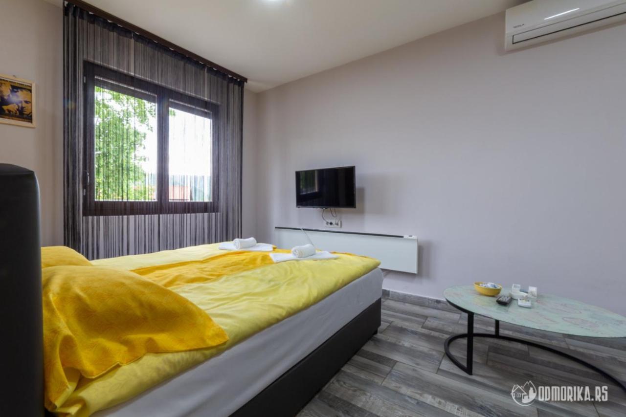 Apartmani Nina S Баїна-Башта Екстер'єр фото