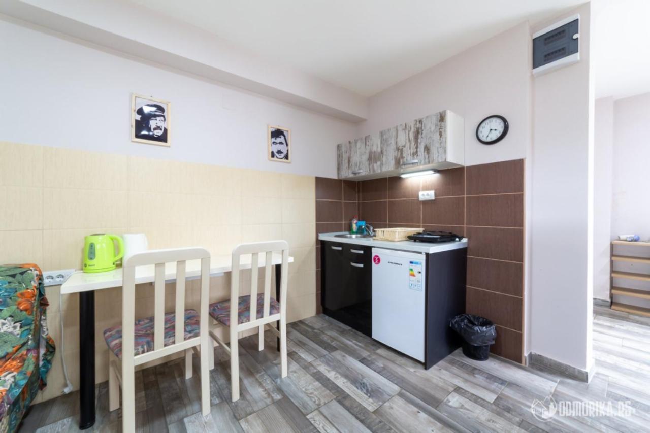 Apartmani Nina S Баїна-Башта Екстер'єр фото